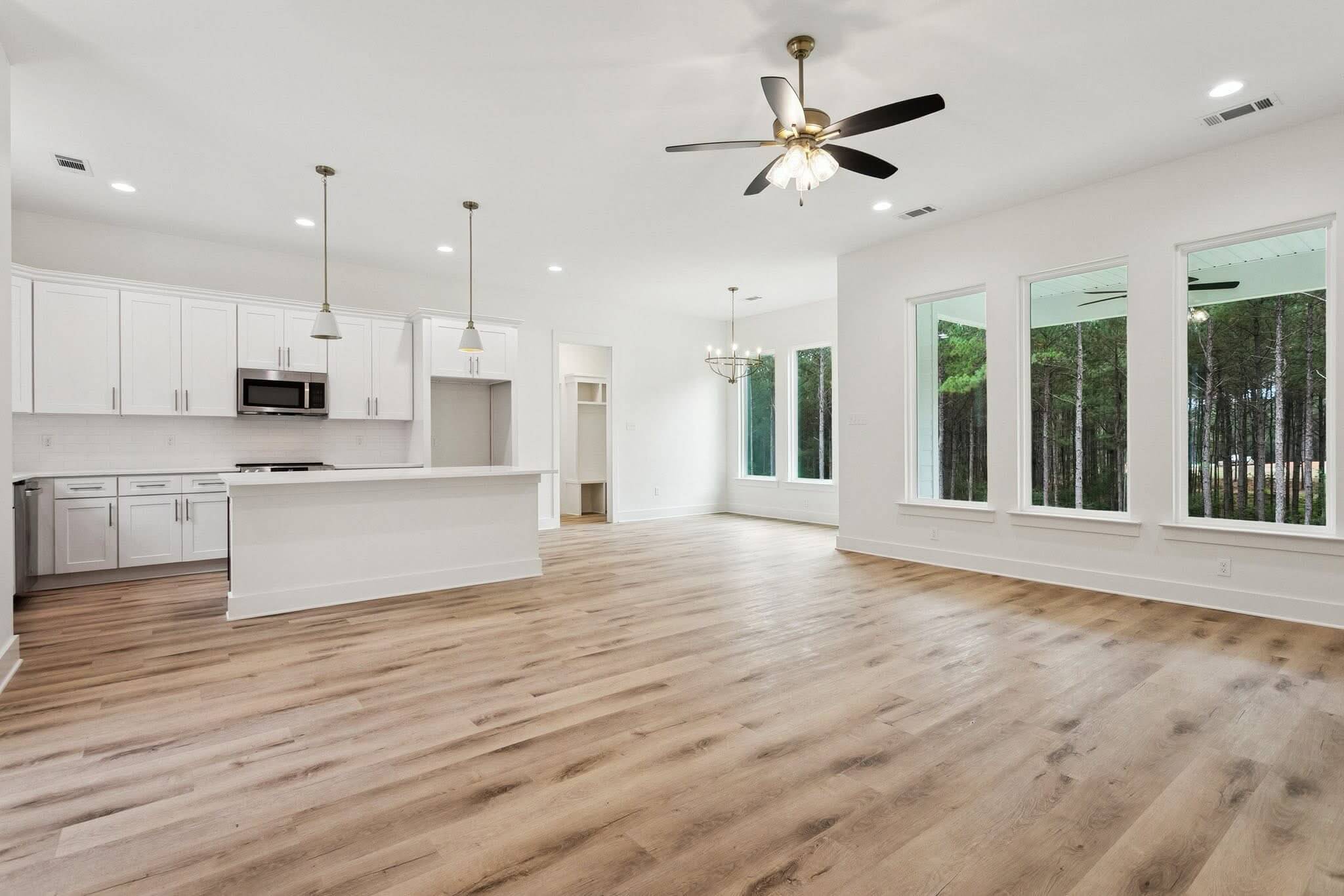 556811058_1215862293893963_4112793292567498692_n